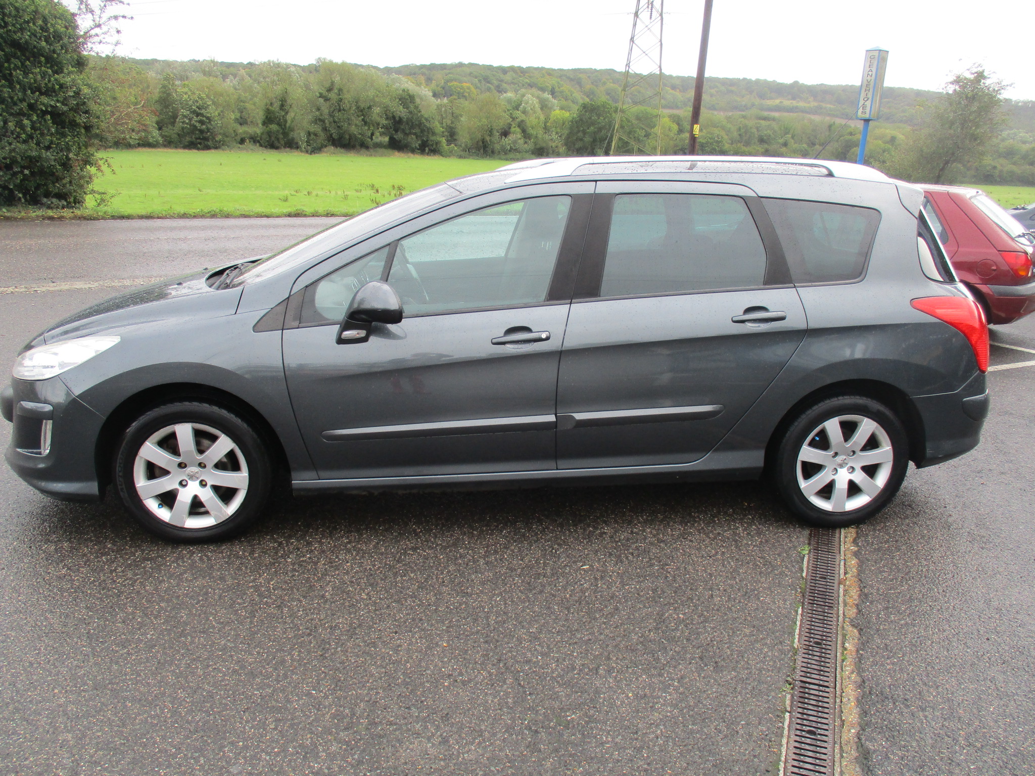 PEUGEOT 308 SW 1.6 HDI SE (TURBO DIESEL) ESTATE 6 SPD 2010